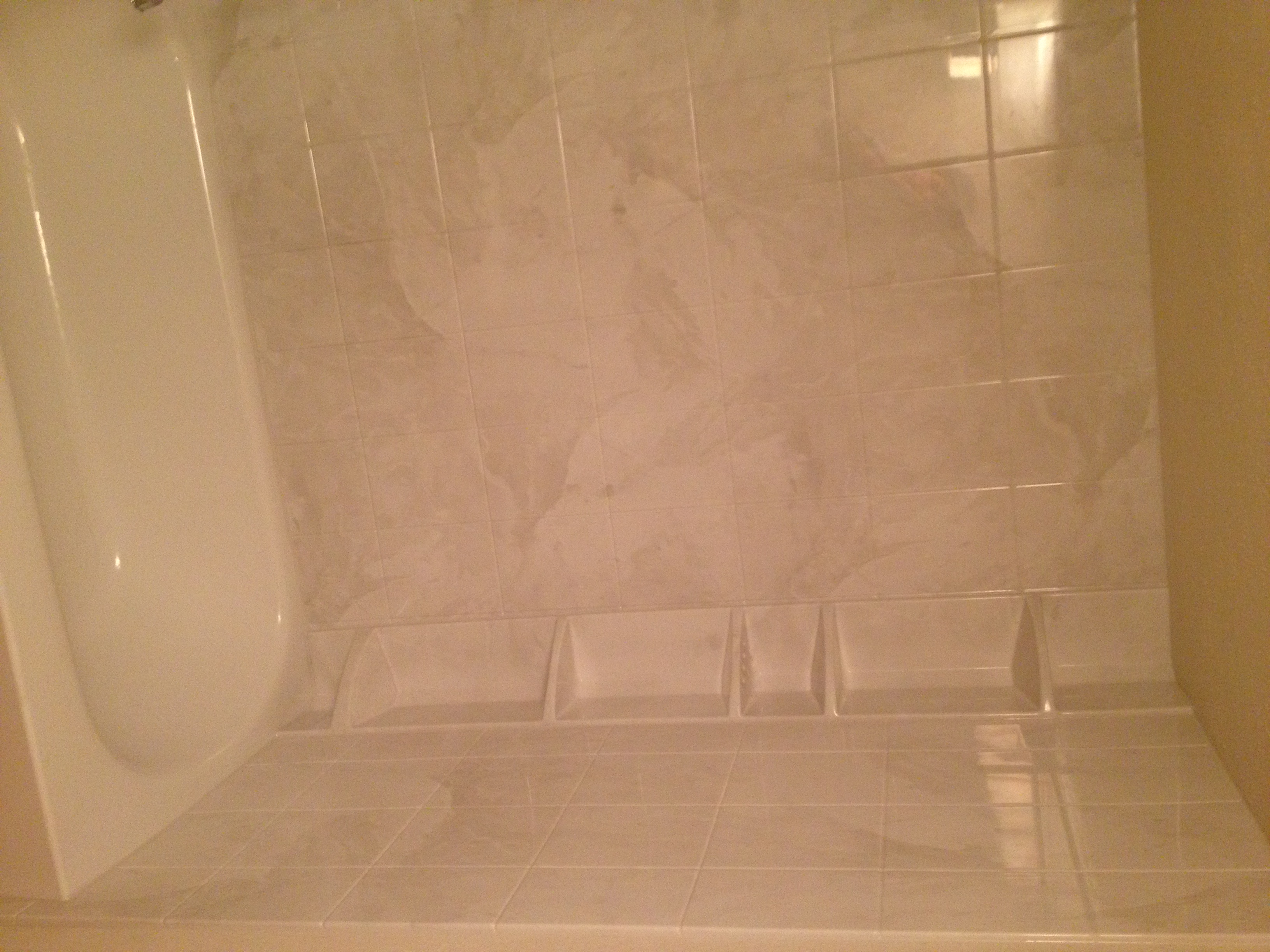4 BCI Shower Wall Panels with Corner Caddy